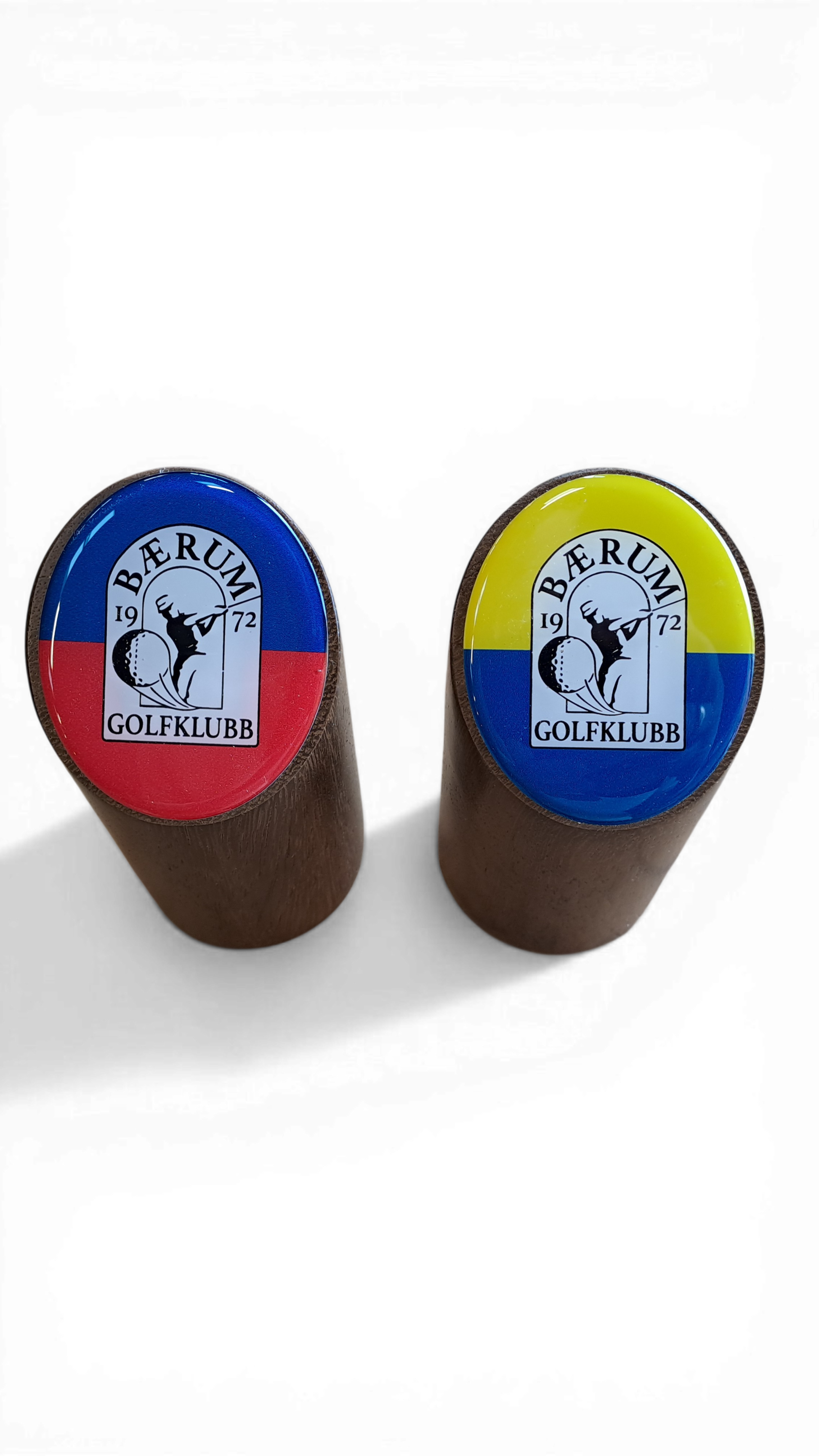 Augusta teemarkers standing side by side with coloured stickers