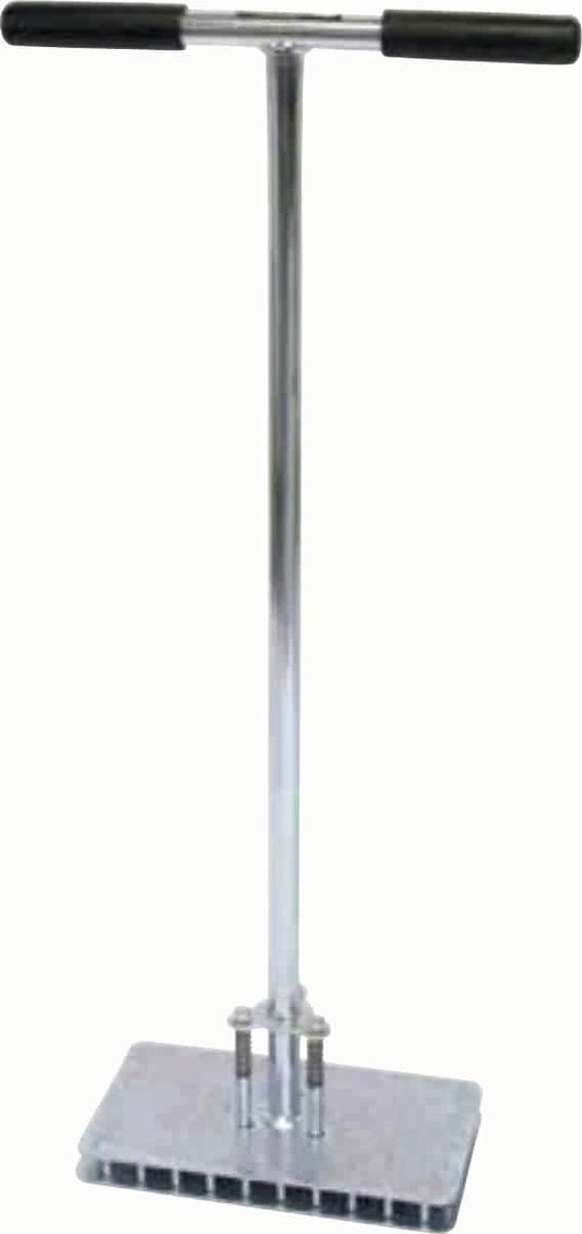 Spot overseeder til forberedelse af jorden til eftersåning